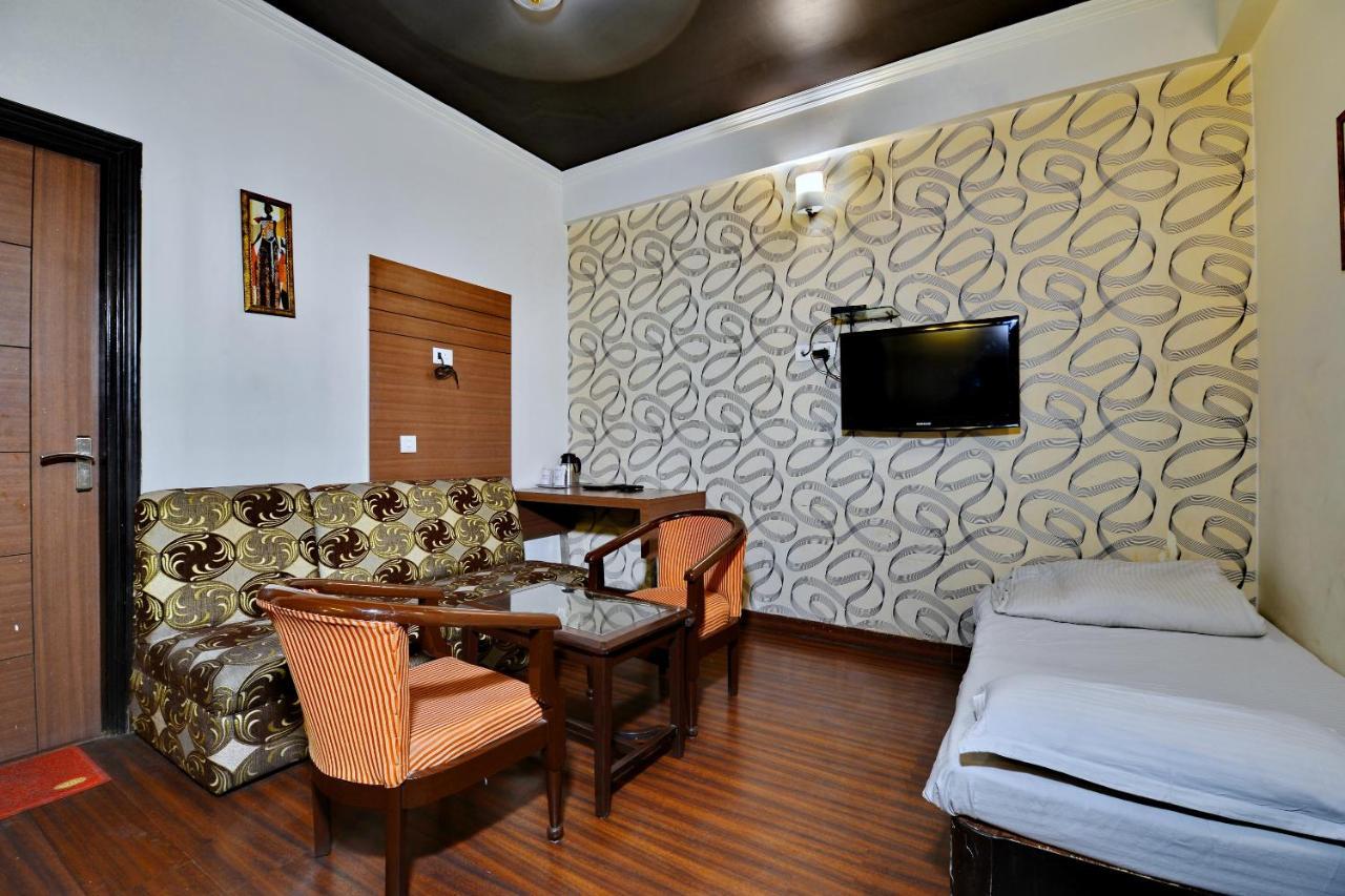 Collection O 3999 Aroma Classic Jaipur
