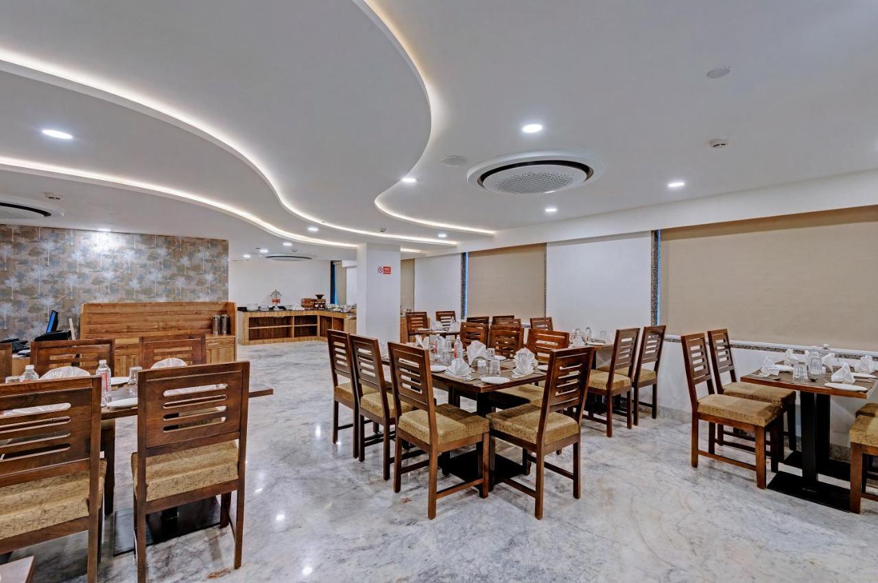 Hotel Click Collection Jaipur, Sindhi Camp Jaipur