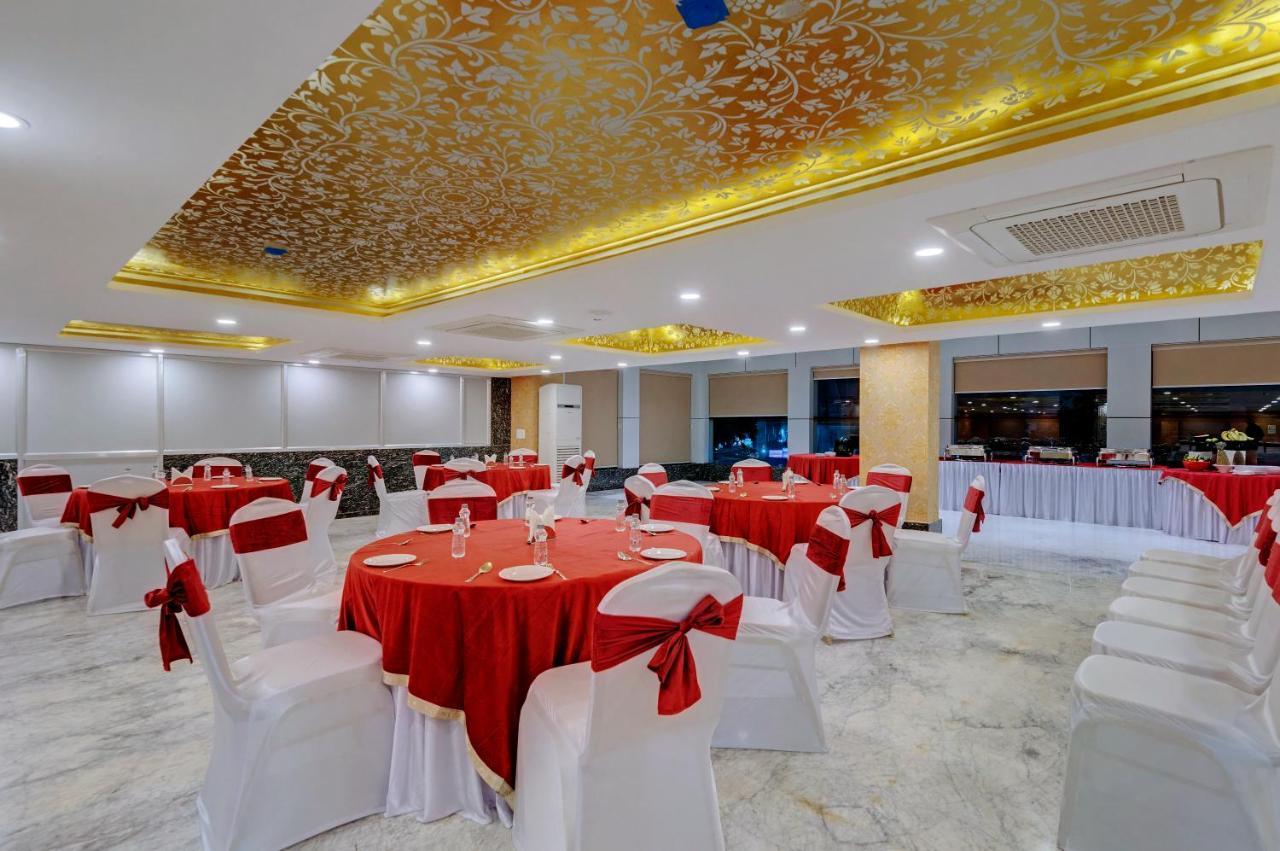 Click Collection Jaipur, Sindhi Camp Hotel