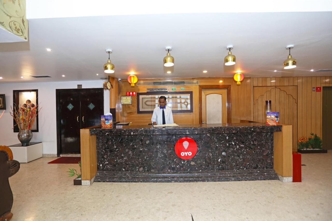 Hotel Oyo 5166 Crystal
