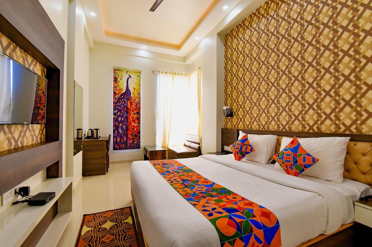 Fabhotel Prime Indra Palace 3*