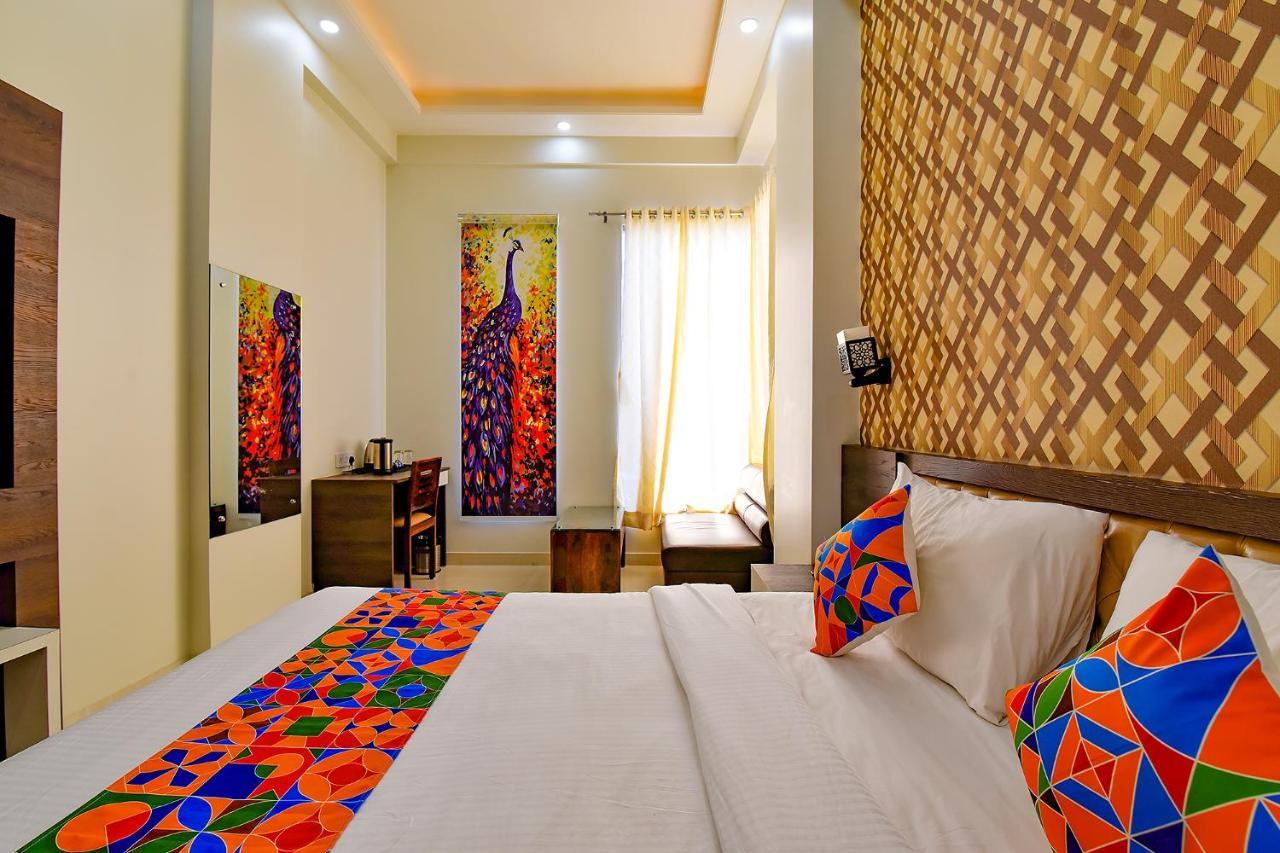 Fabhotel Prime Indra Palace 3*