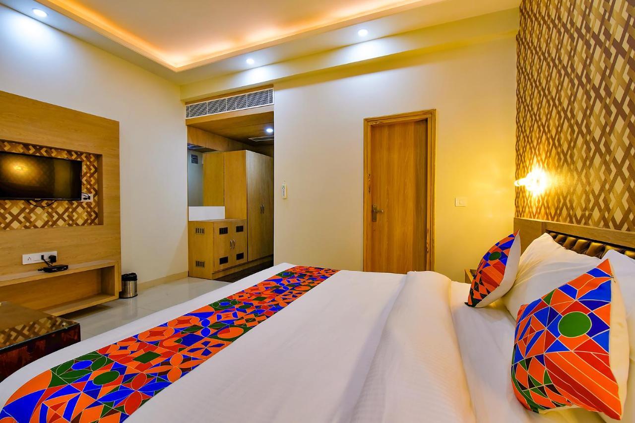 Fabhotel Prime Indra Palace