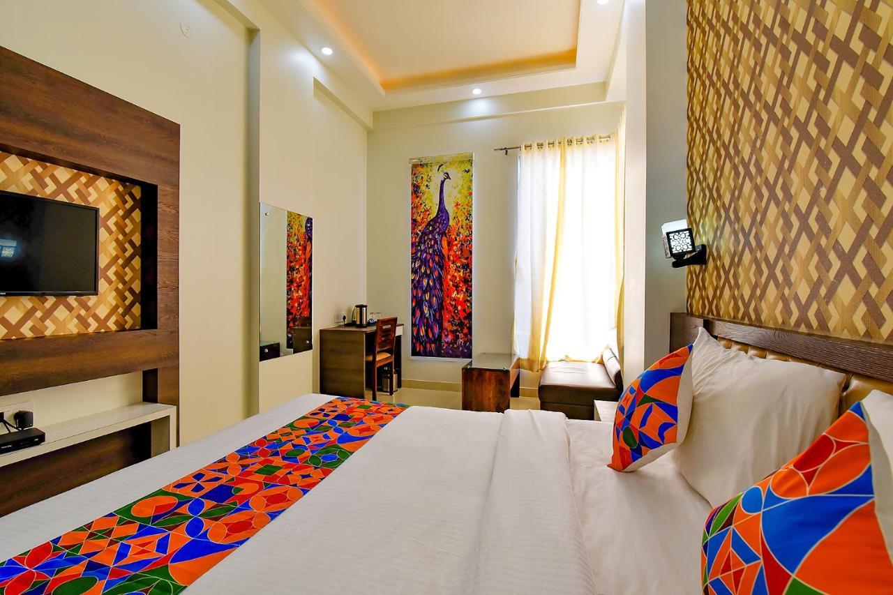 Hotel Fabhotel Prime Indra Palace 3*