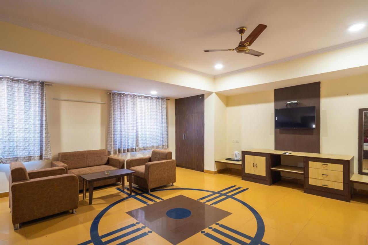 Hotel V Sindhi Camp Jaipur