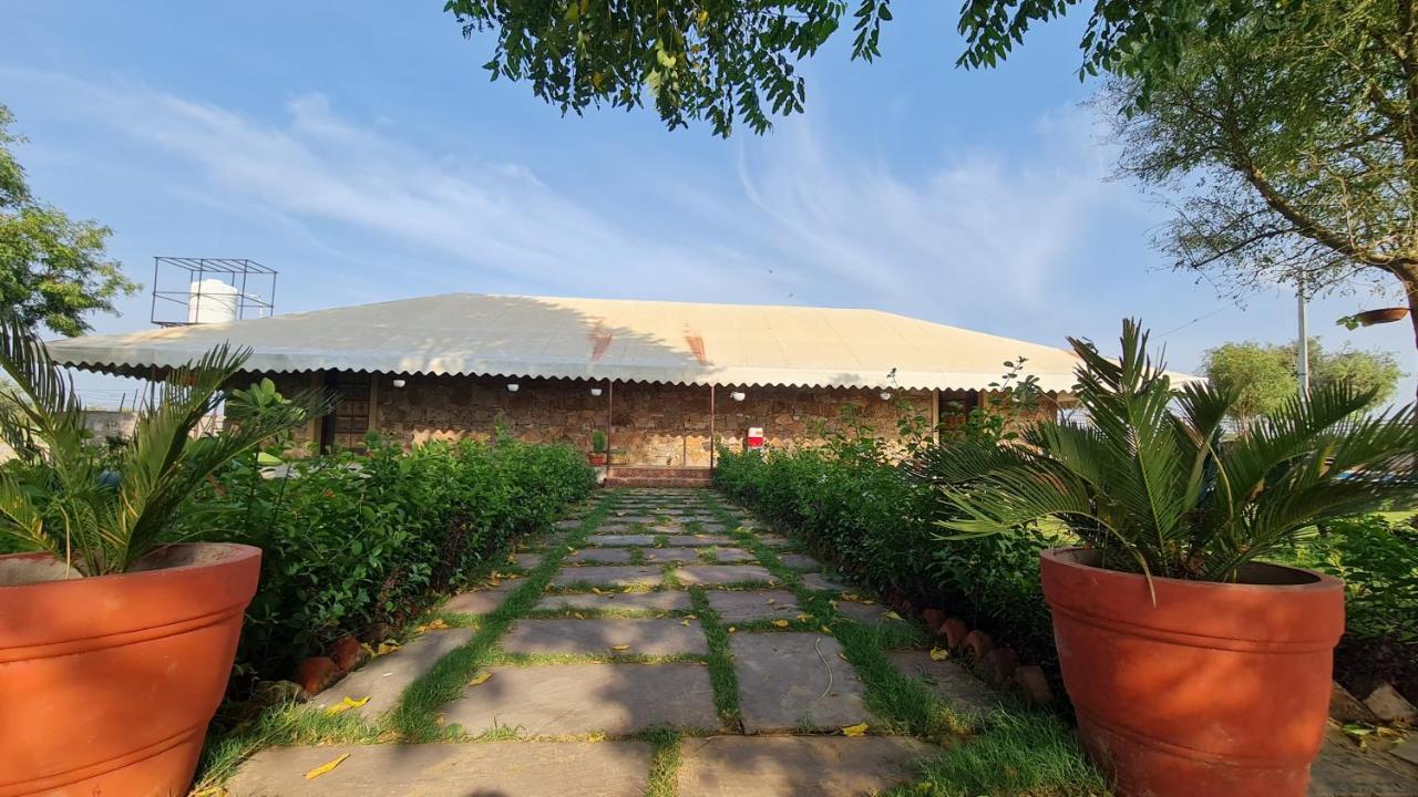 The Rustic Villa, A With Luxuries Amenities And Exotic Nature Villa *