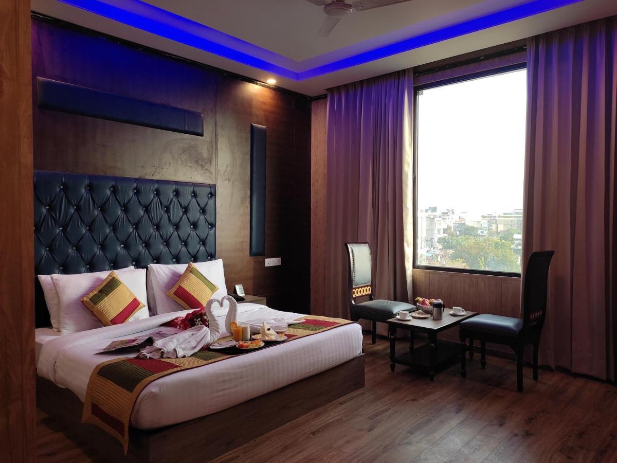 The Trade International Hotel *