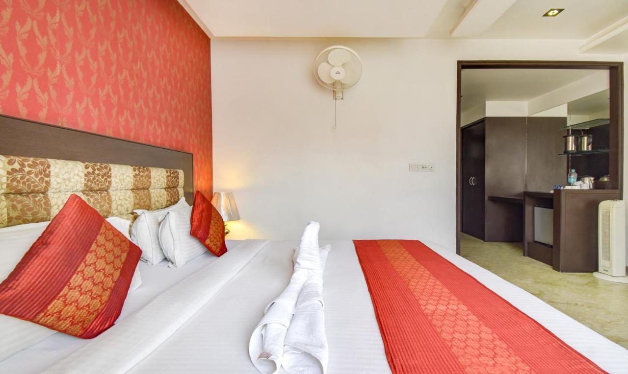 Hotel Raya