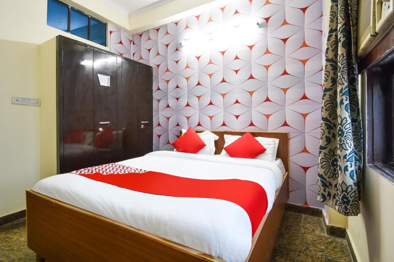Hotel O Pragati