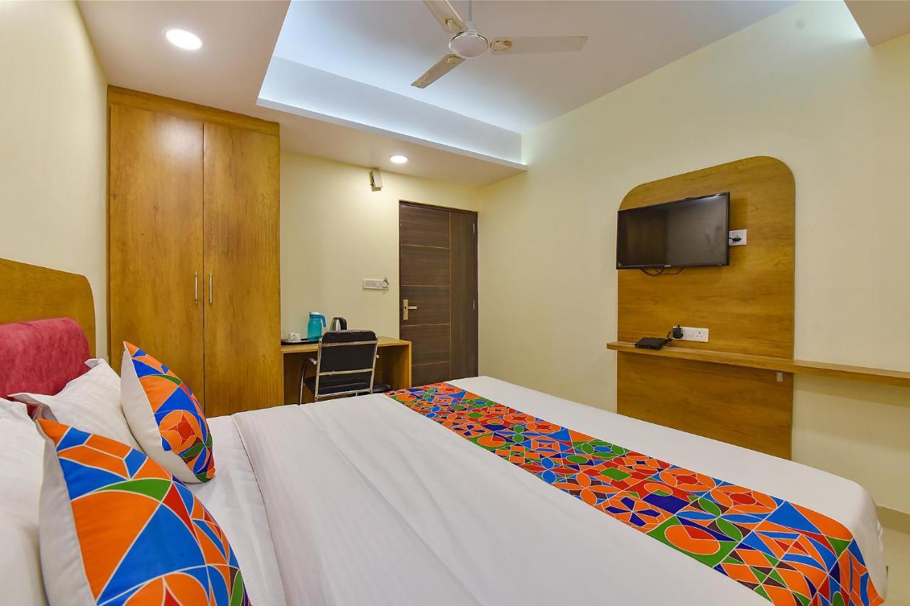 Fabhotel Pink Hotel Jaipur
