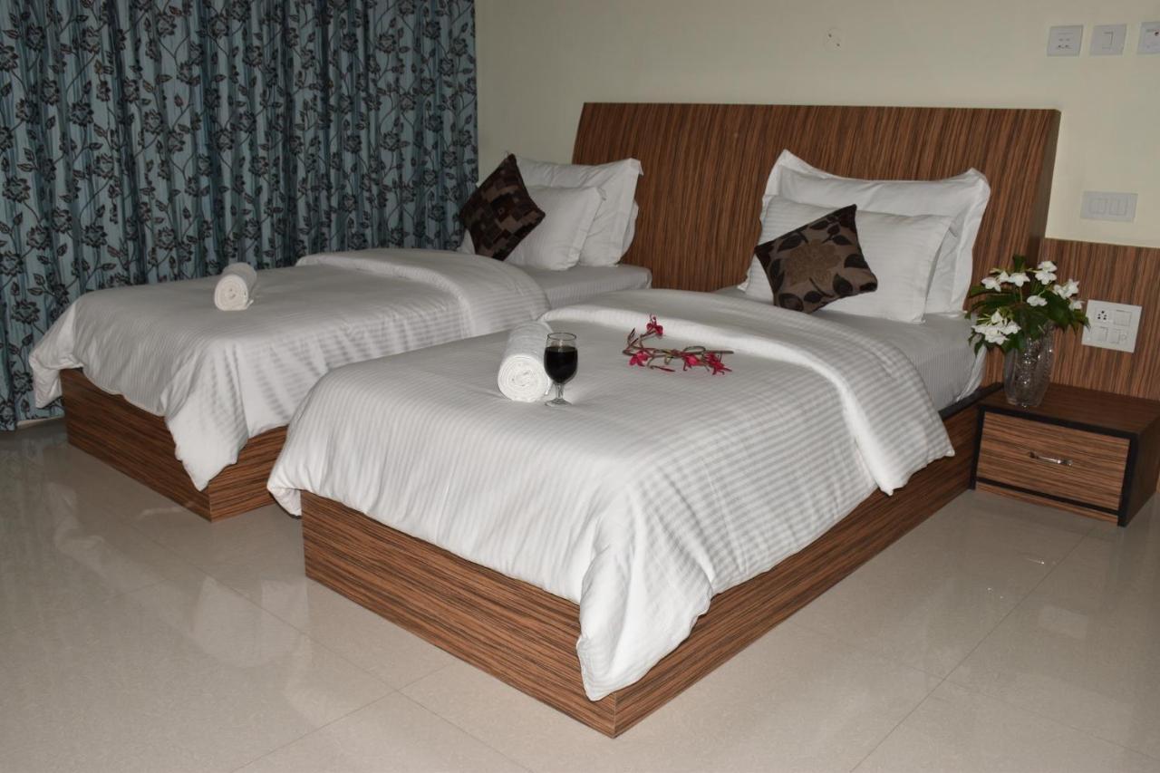 Hotel The Omaira 3*