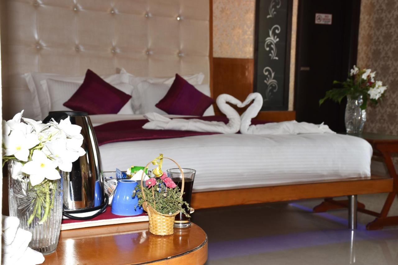 The Omaira Hotel