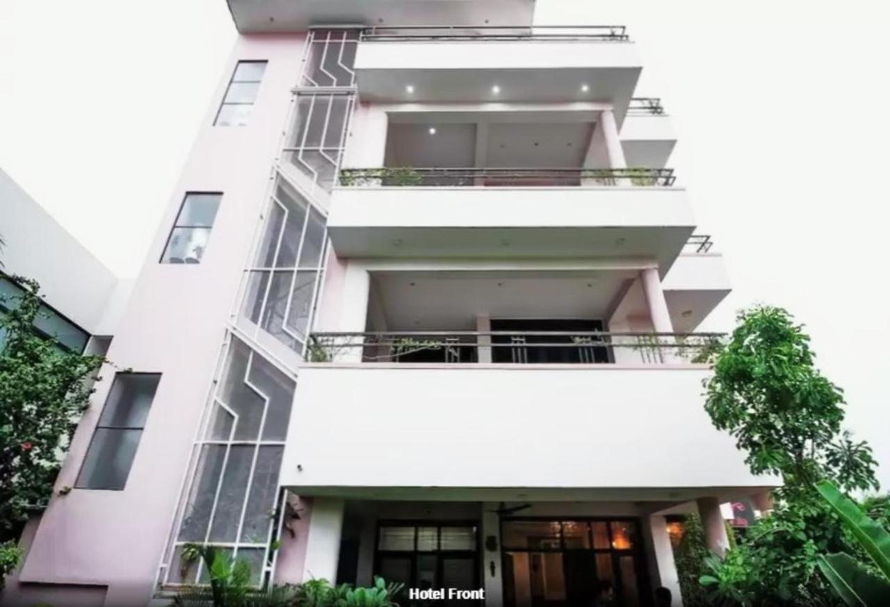 The Omaira Hotel 3*