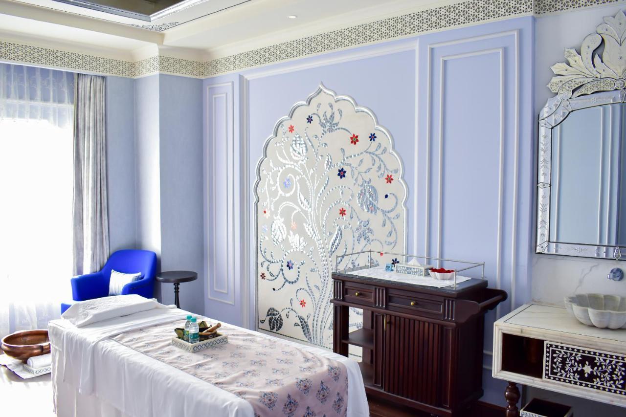 The Leela Palace 5*