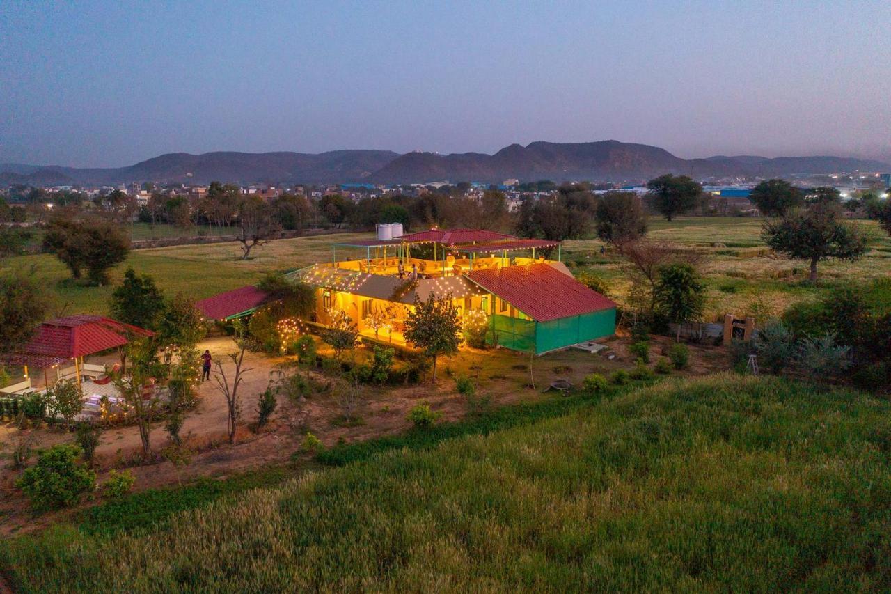Stayvista At Girisadan Farmstay Holiday home