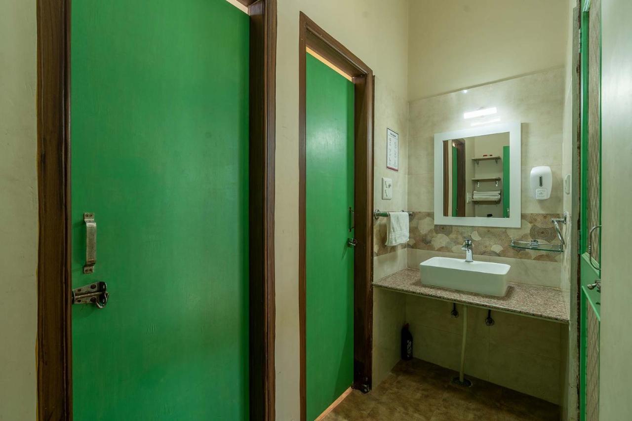 Stayvista At Girisadan Farmstay Holiday home Jaipur