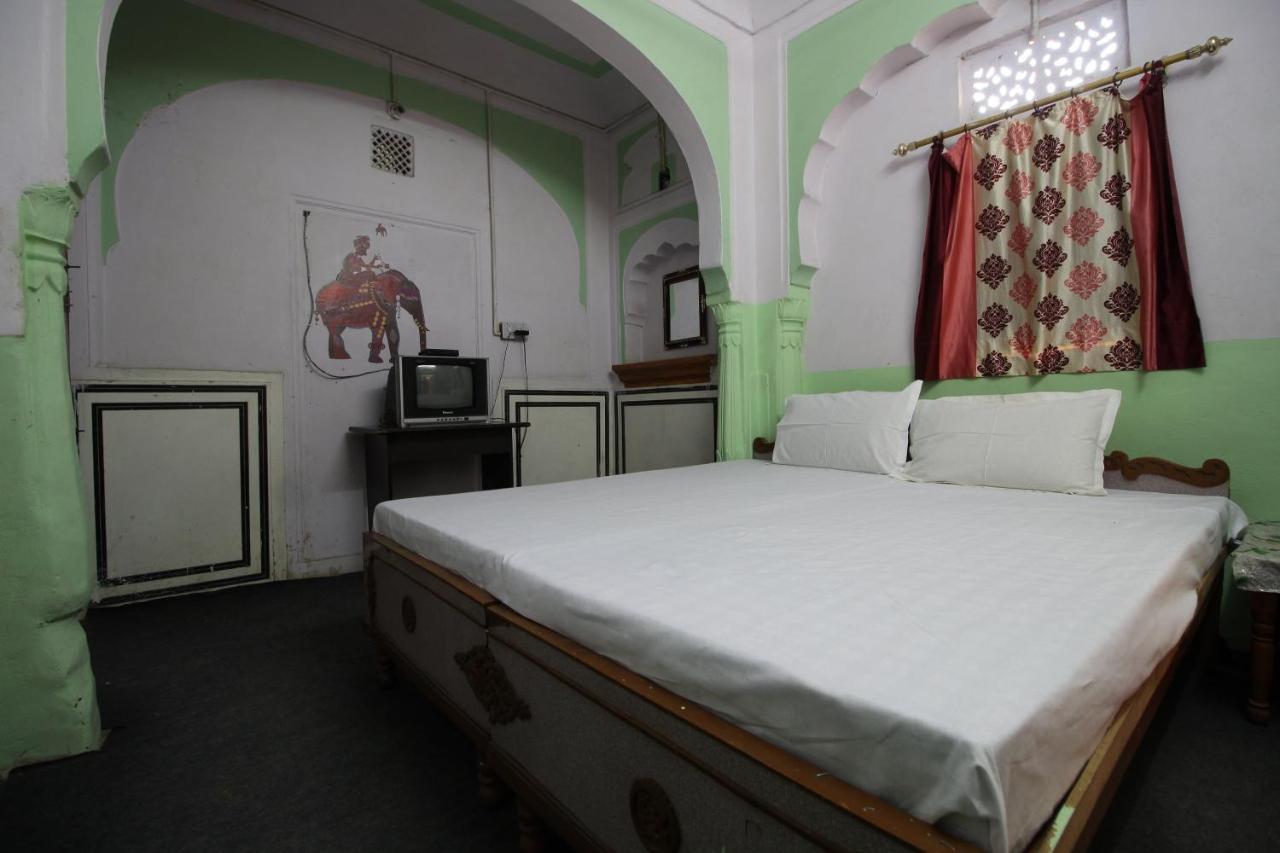 Spot On Khawas Palace Heritage 2*