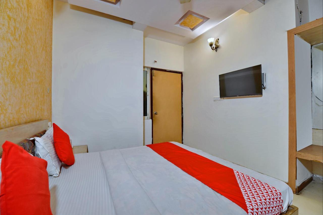 Hotel Collection O 3999 Aroma Classic