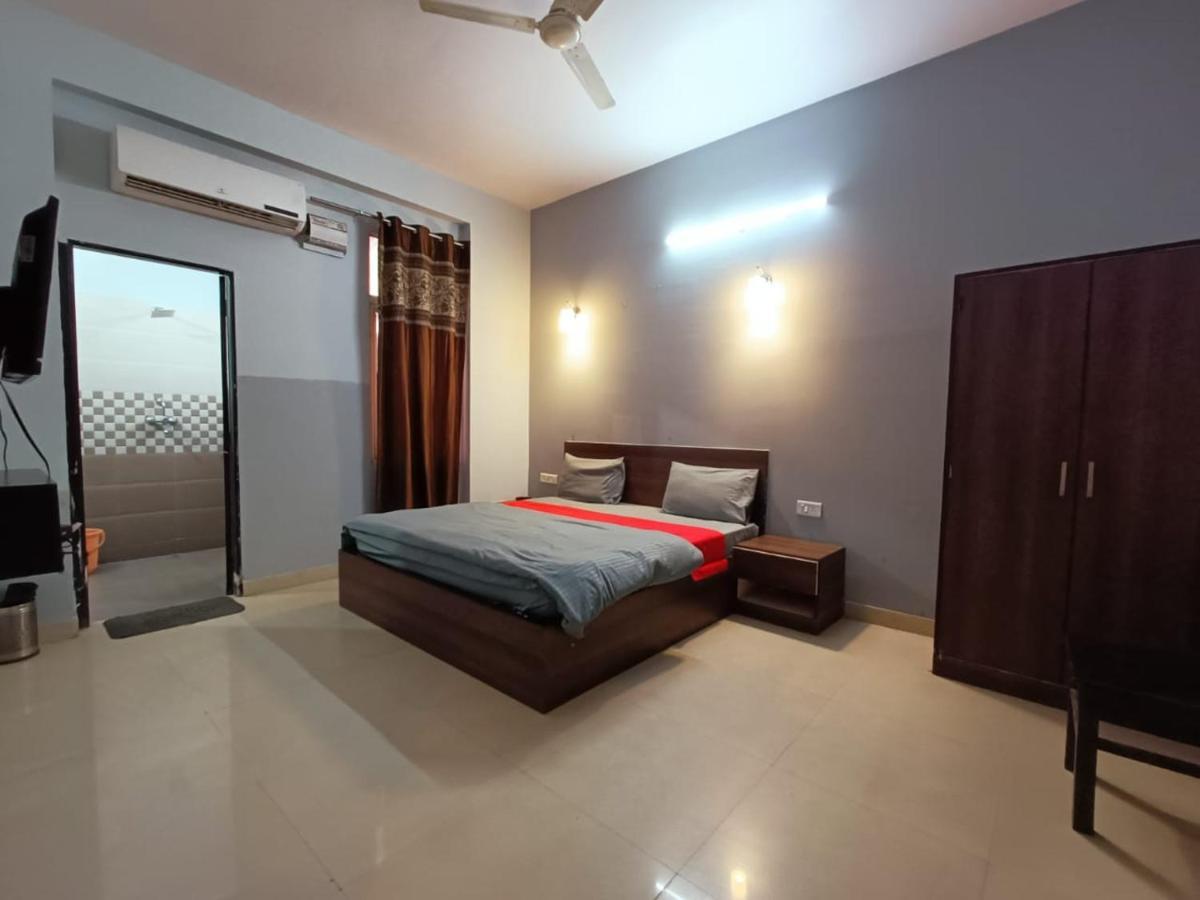 Fabhotel Majestic Heights Hotel