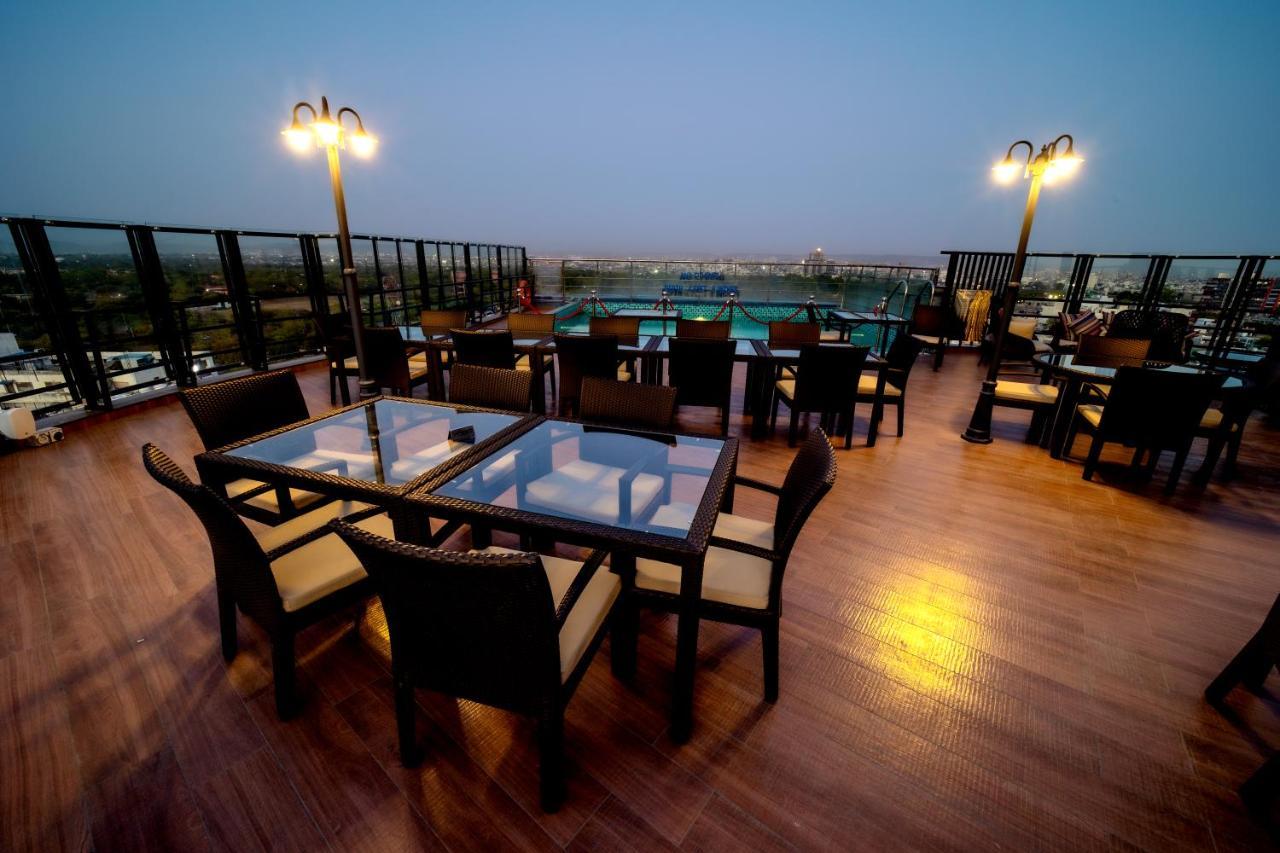 Sarovar Portico