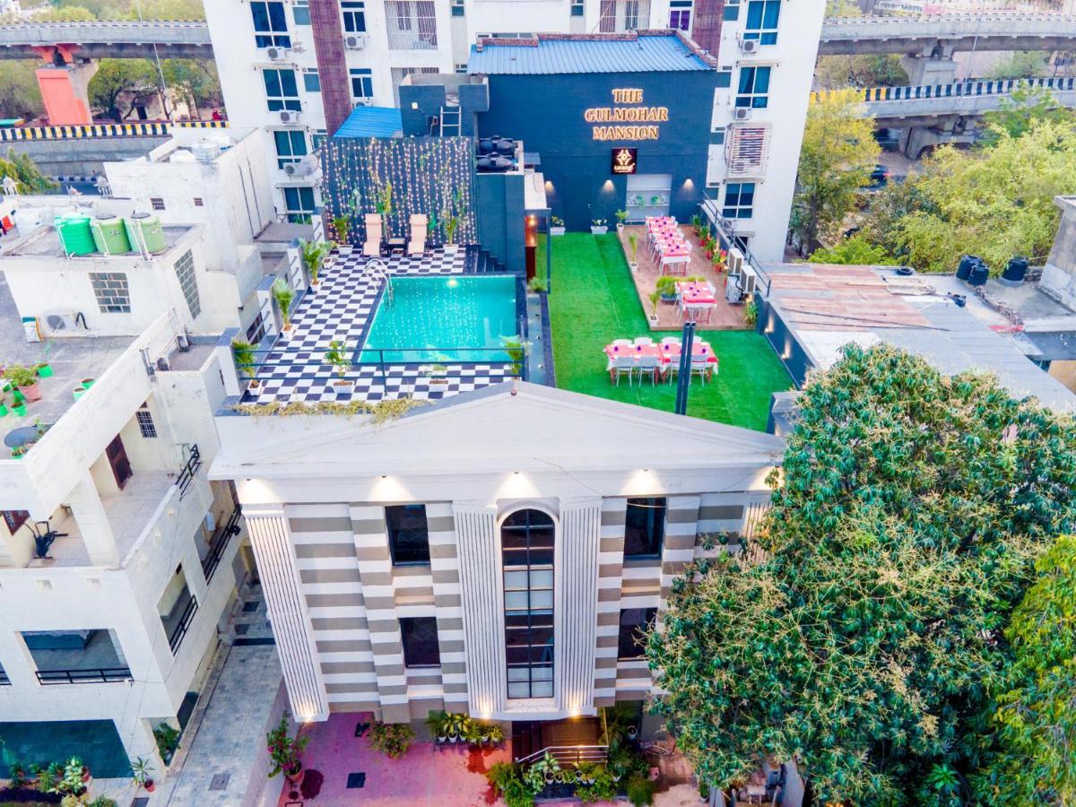 Hotel The Gulmohar Mansion - Boutique In