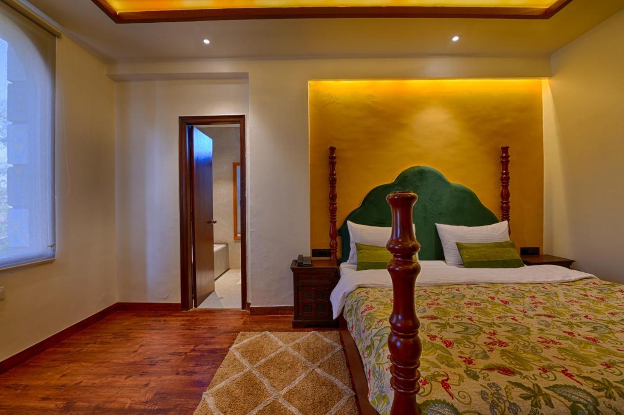 The Gulmohar Mansion - Boutique In Hotel