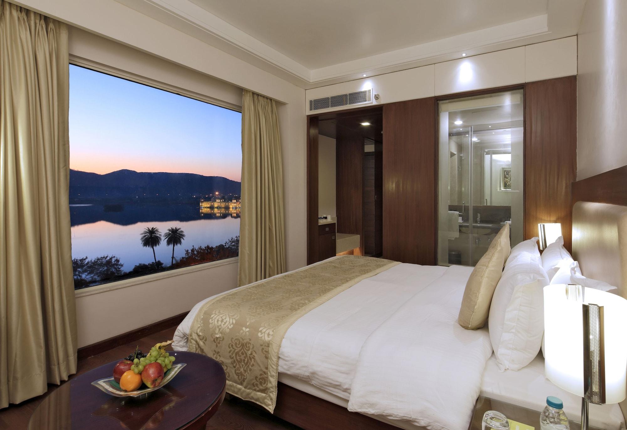 Regenta Jal Mahal, Hotel Jaipur