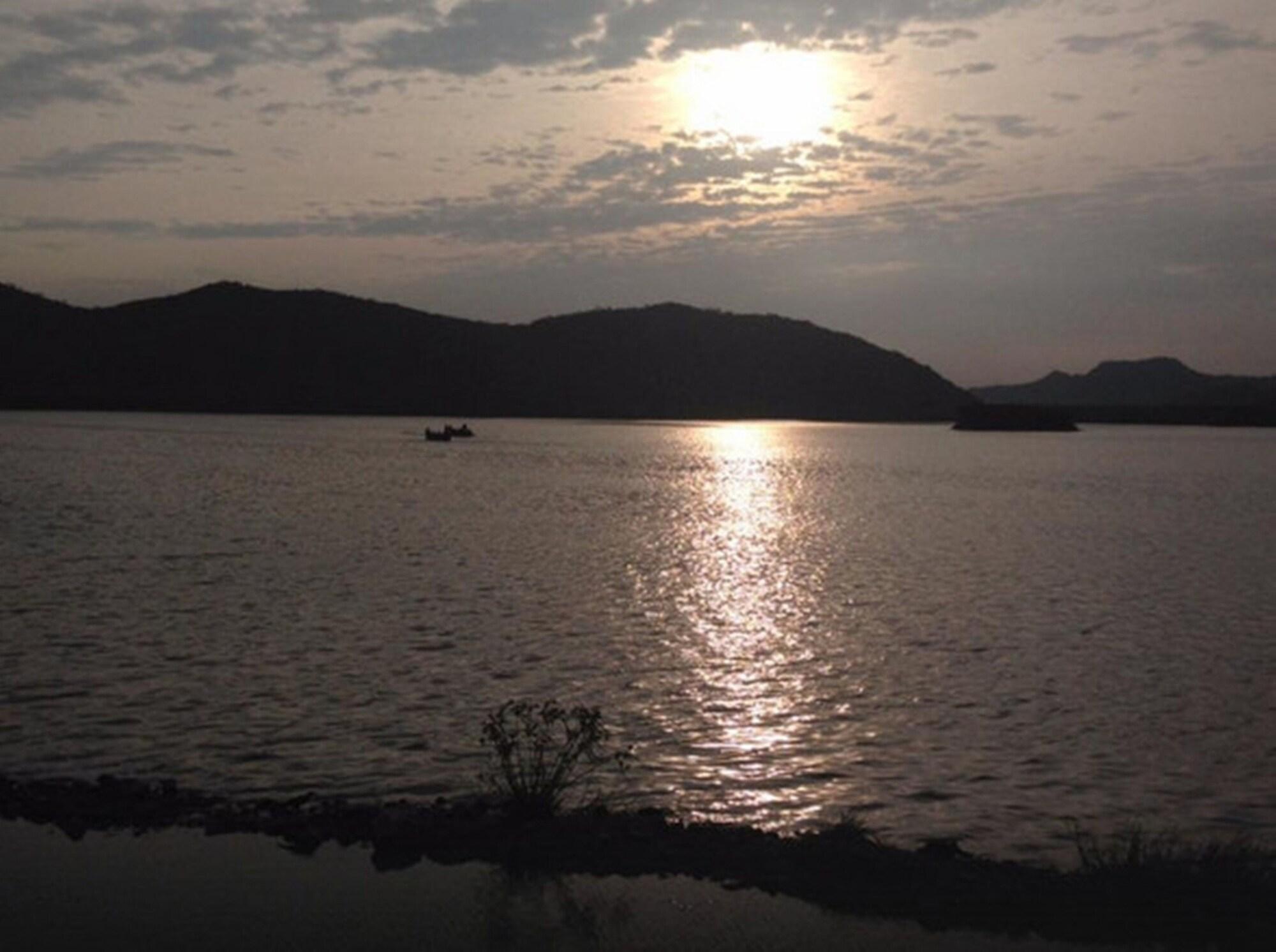 Regenta Jal Mahal, 4* Jaipur