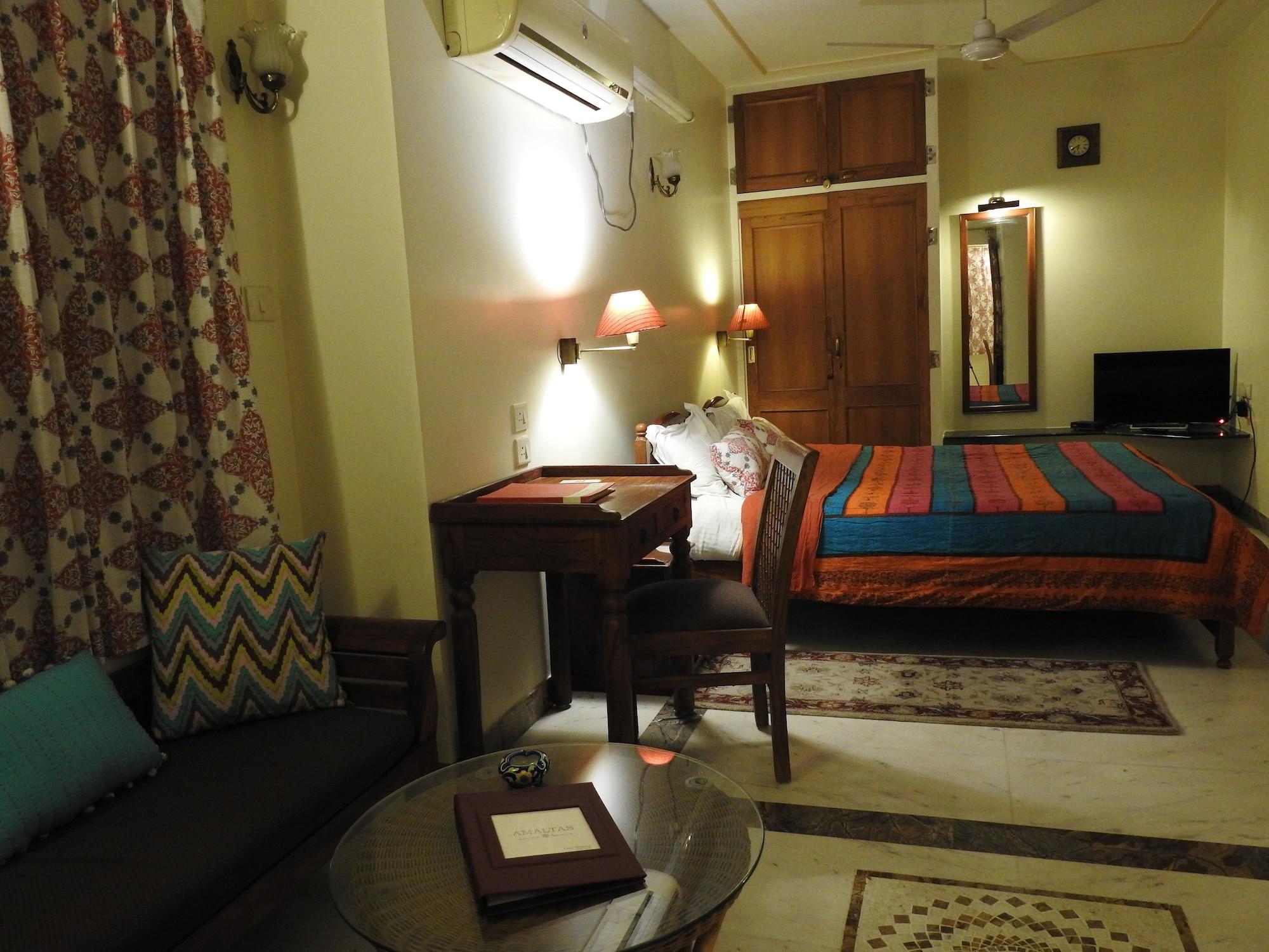 Om Niwas Hotel Jaipur