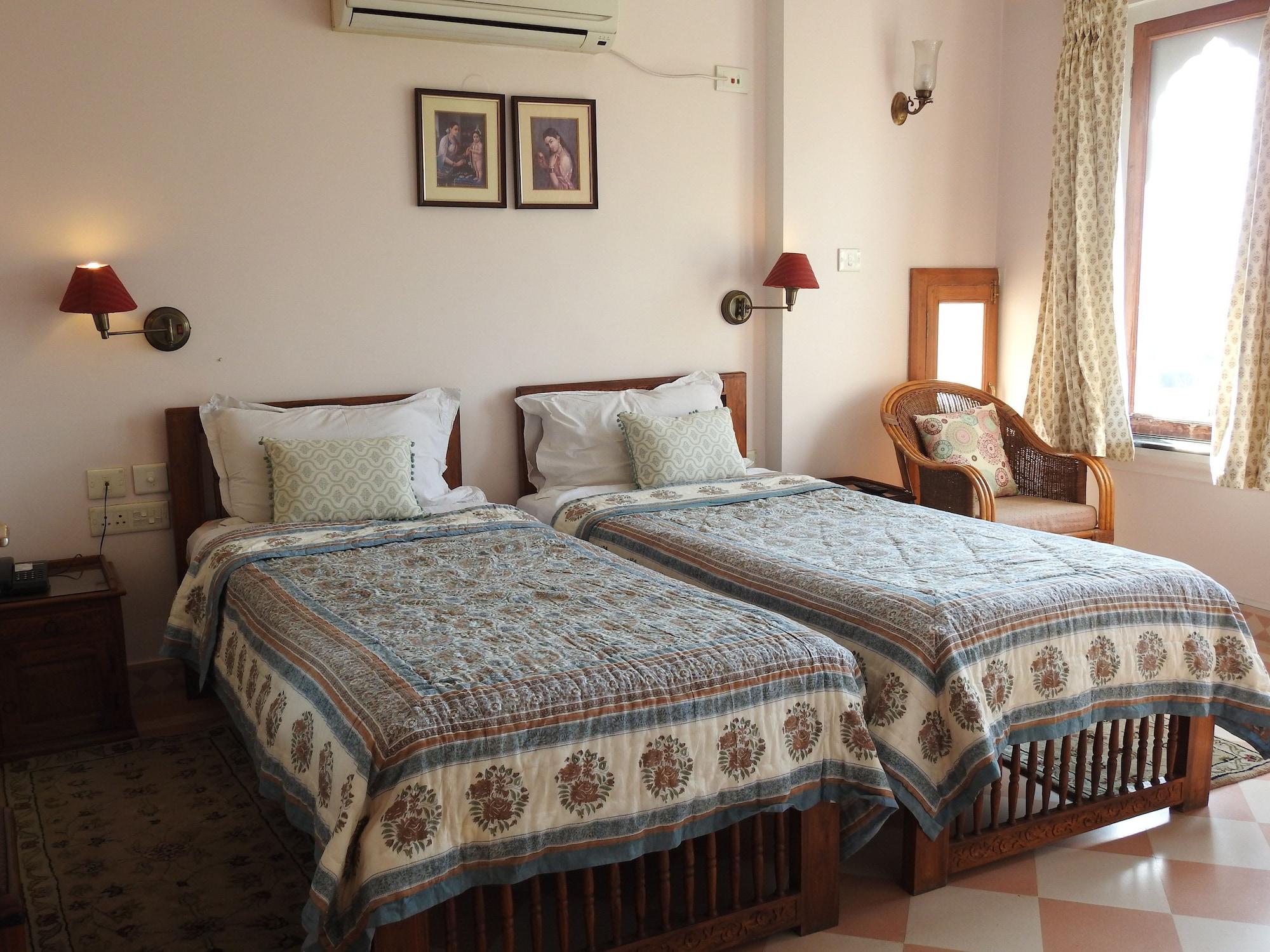 Om Niwas 3* Jaipur