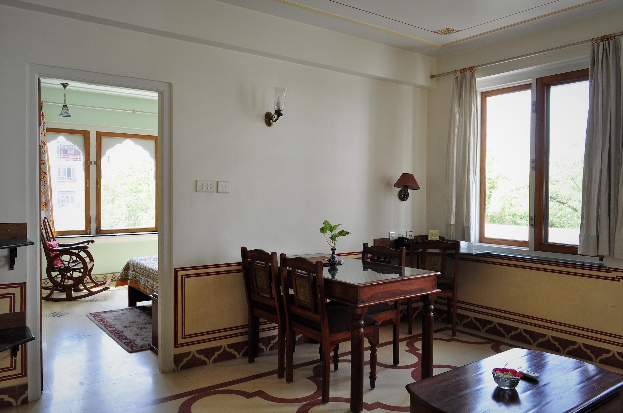 Hotel Om Niwas