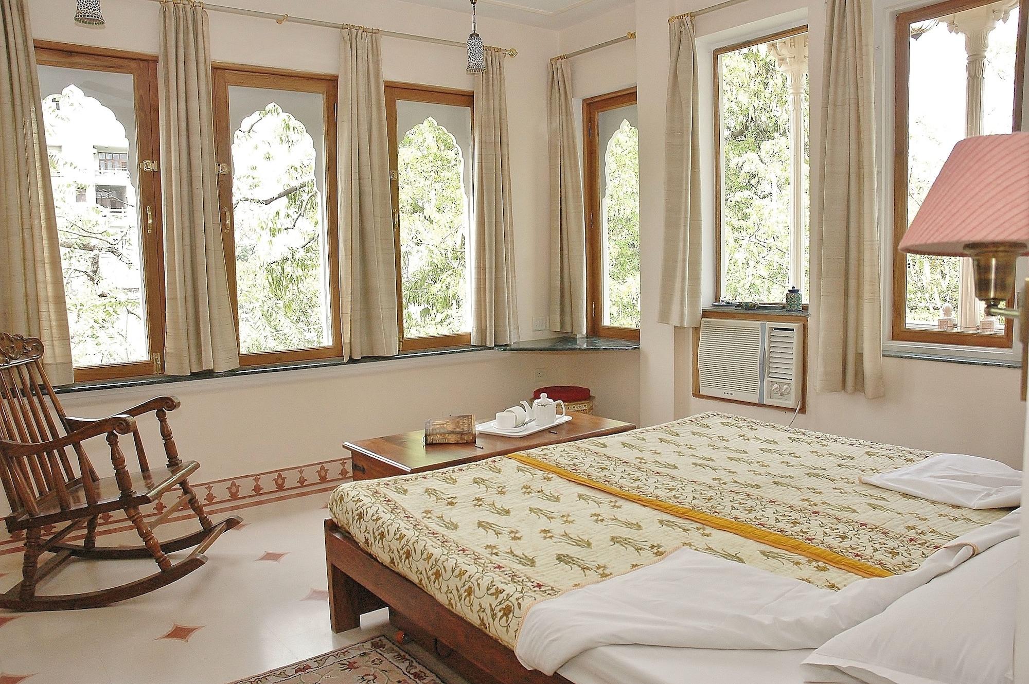 Om Niwas Hotel