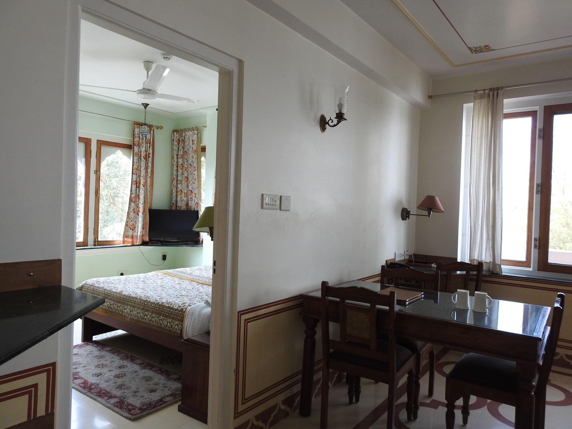 Om Niwas Jaipur