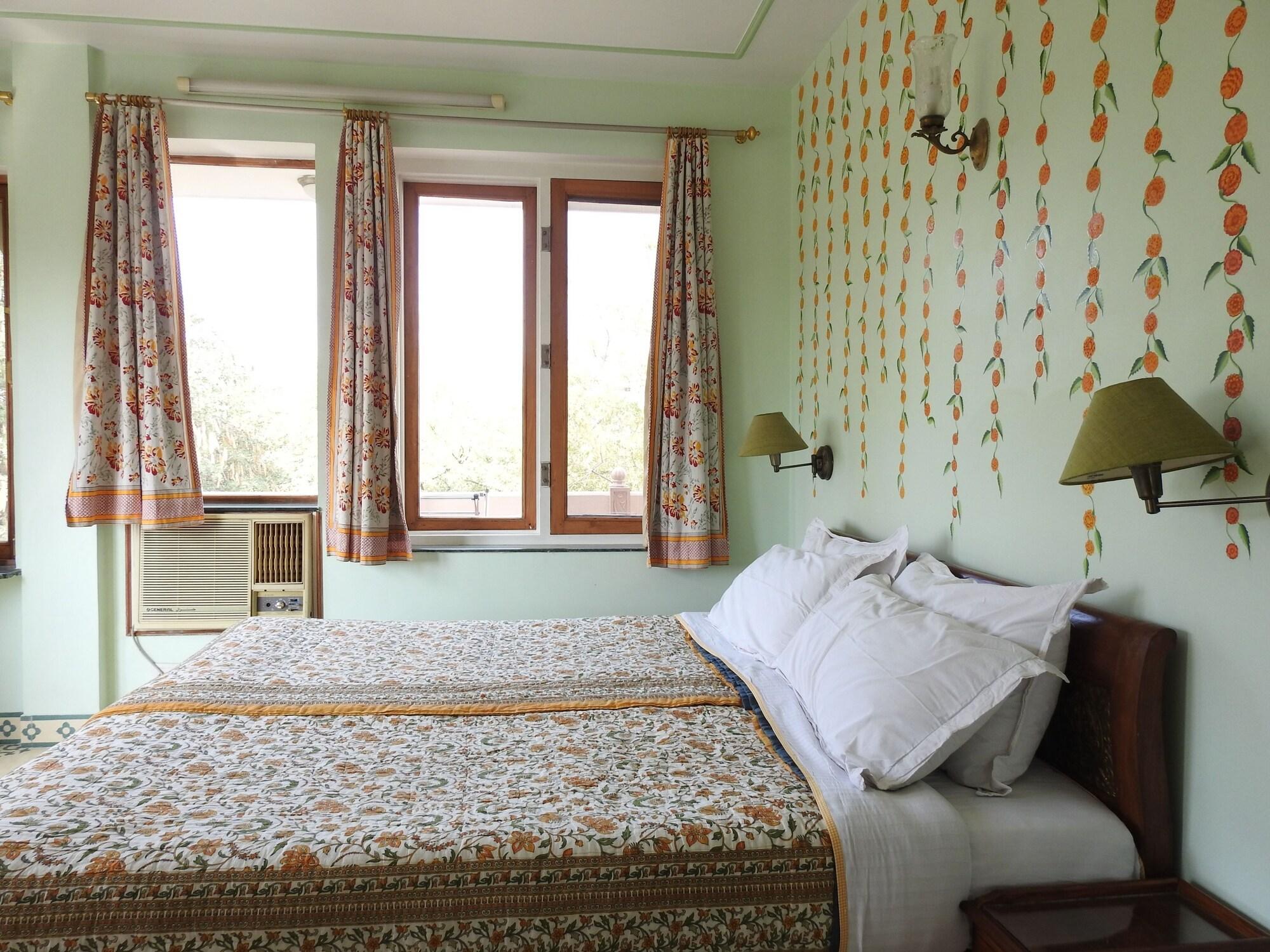 Hotel Om Niwas Jaipur