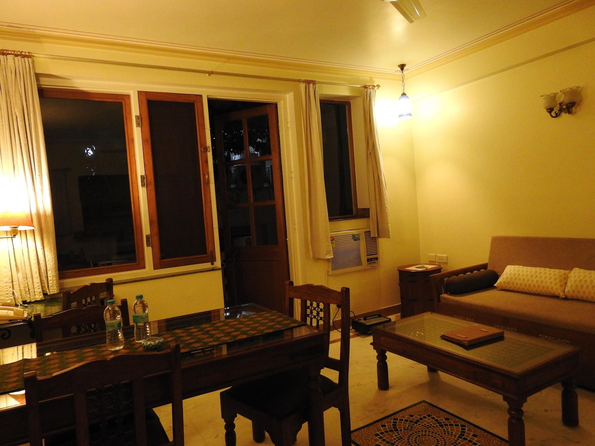 Hotel Om Niwas