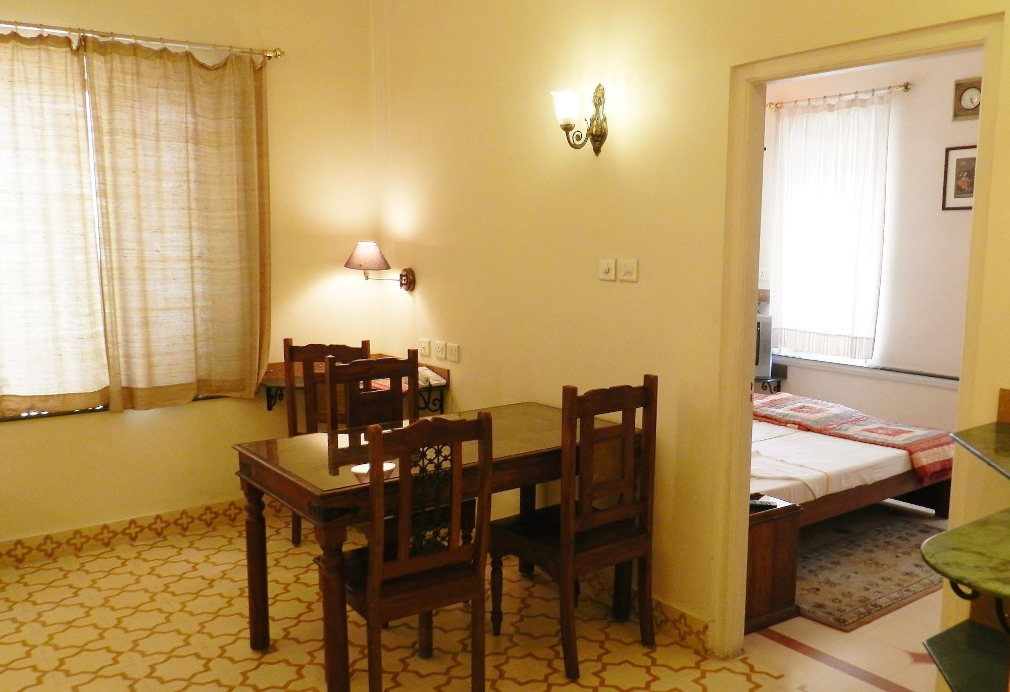 Om Niwas 3* Jaipur
