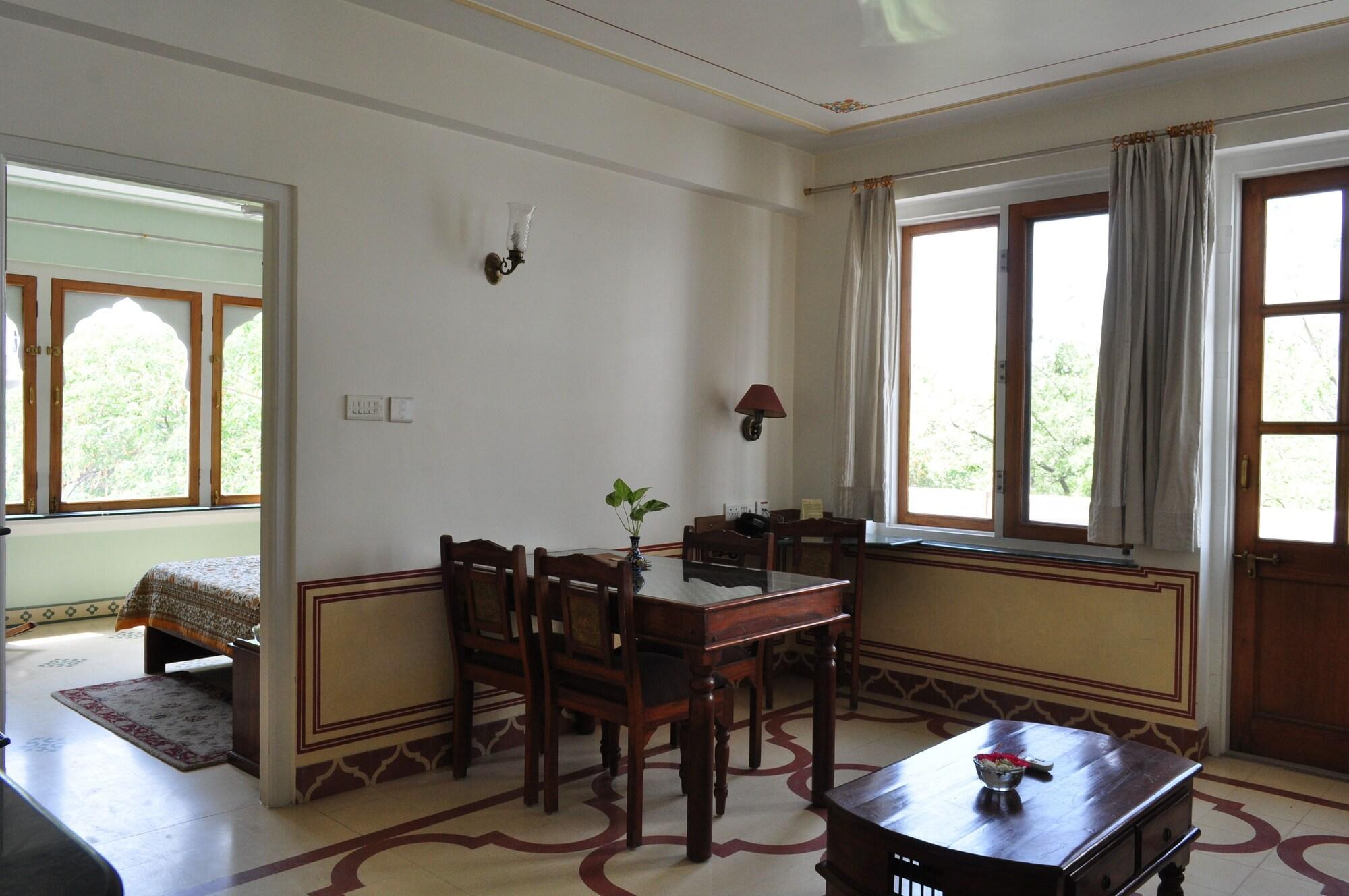 Hotel Om Niwas