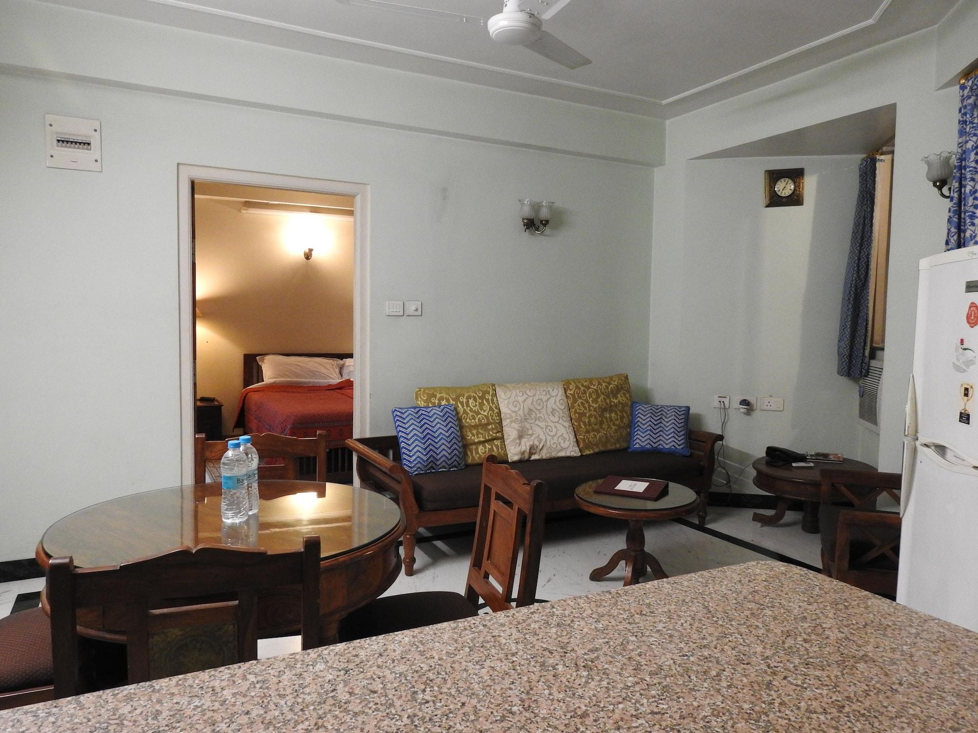 Om Niwas Hotel