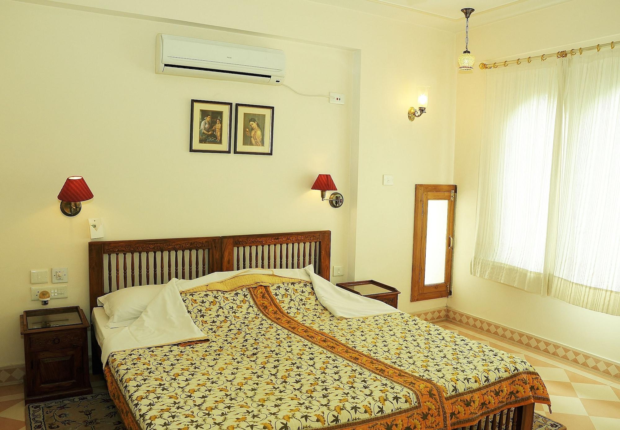 Hotel Om Niwas