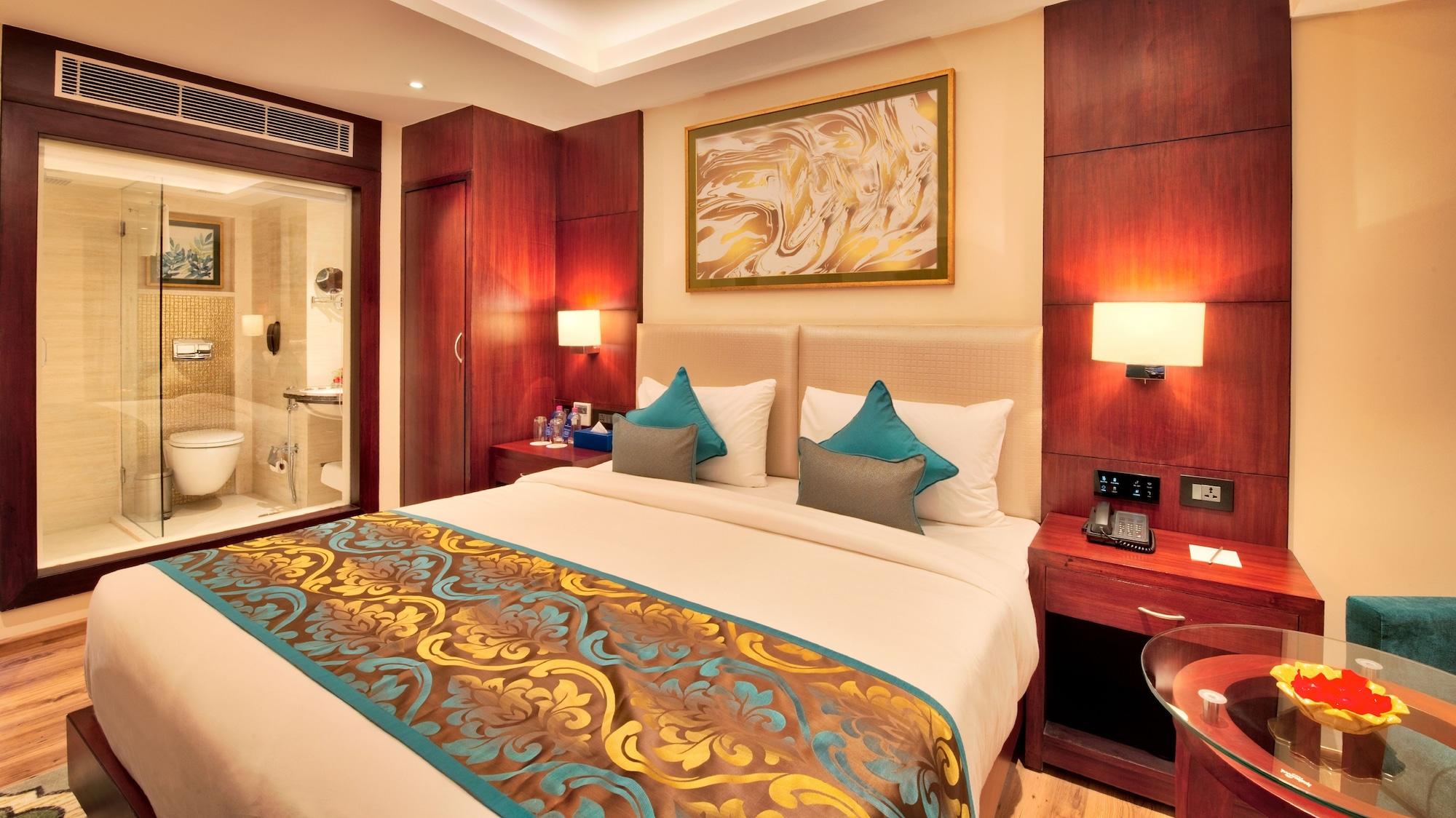 Hotel Golden Tulip Essential 4*