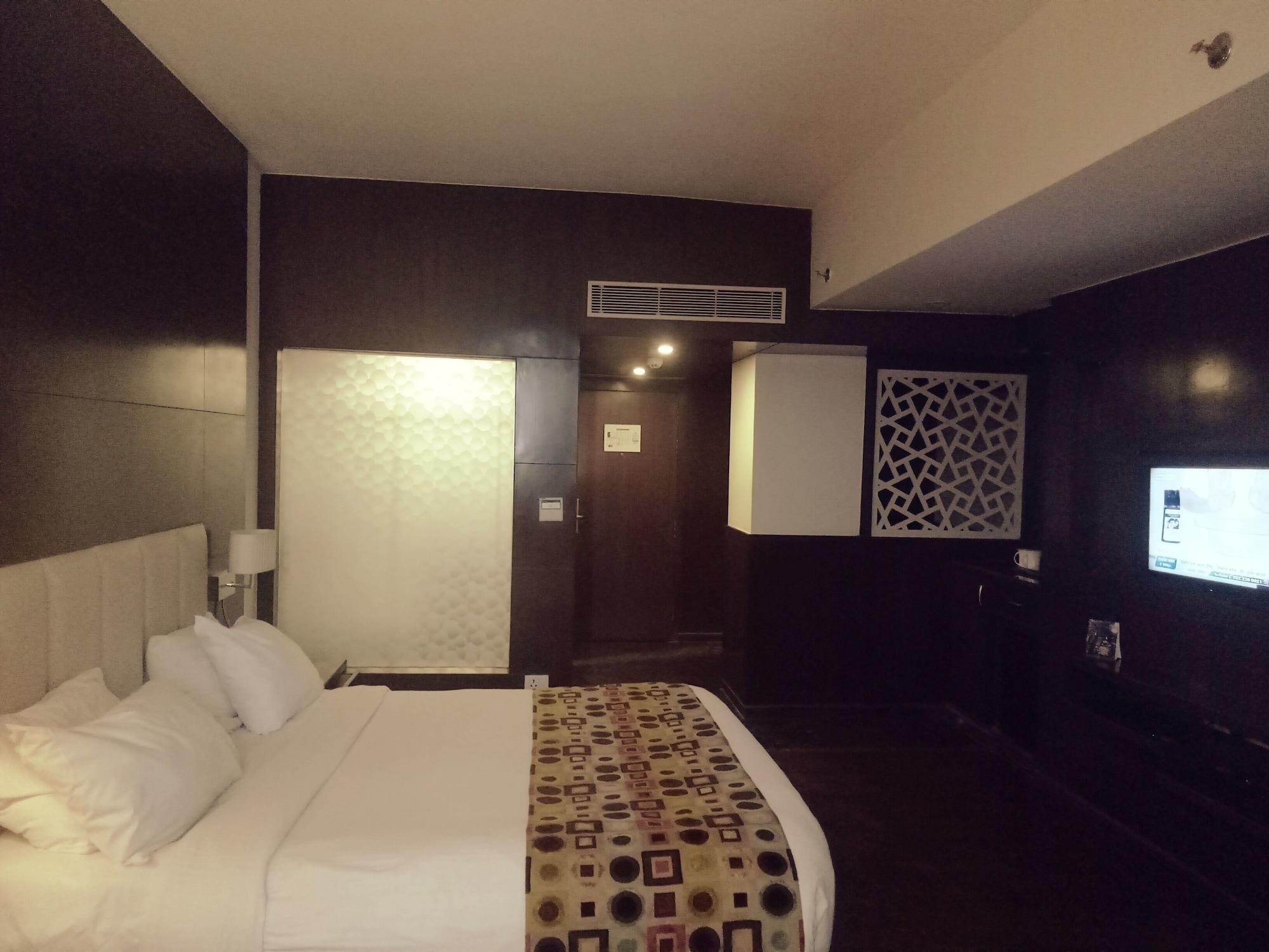 Hotel Renest 4*