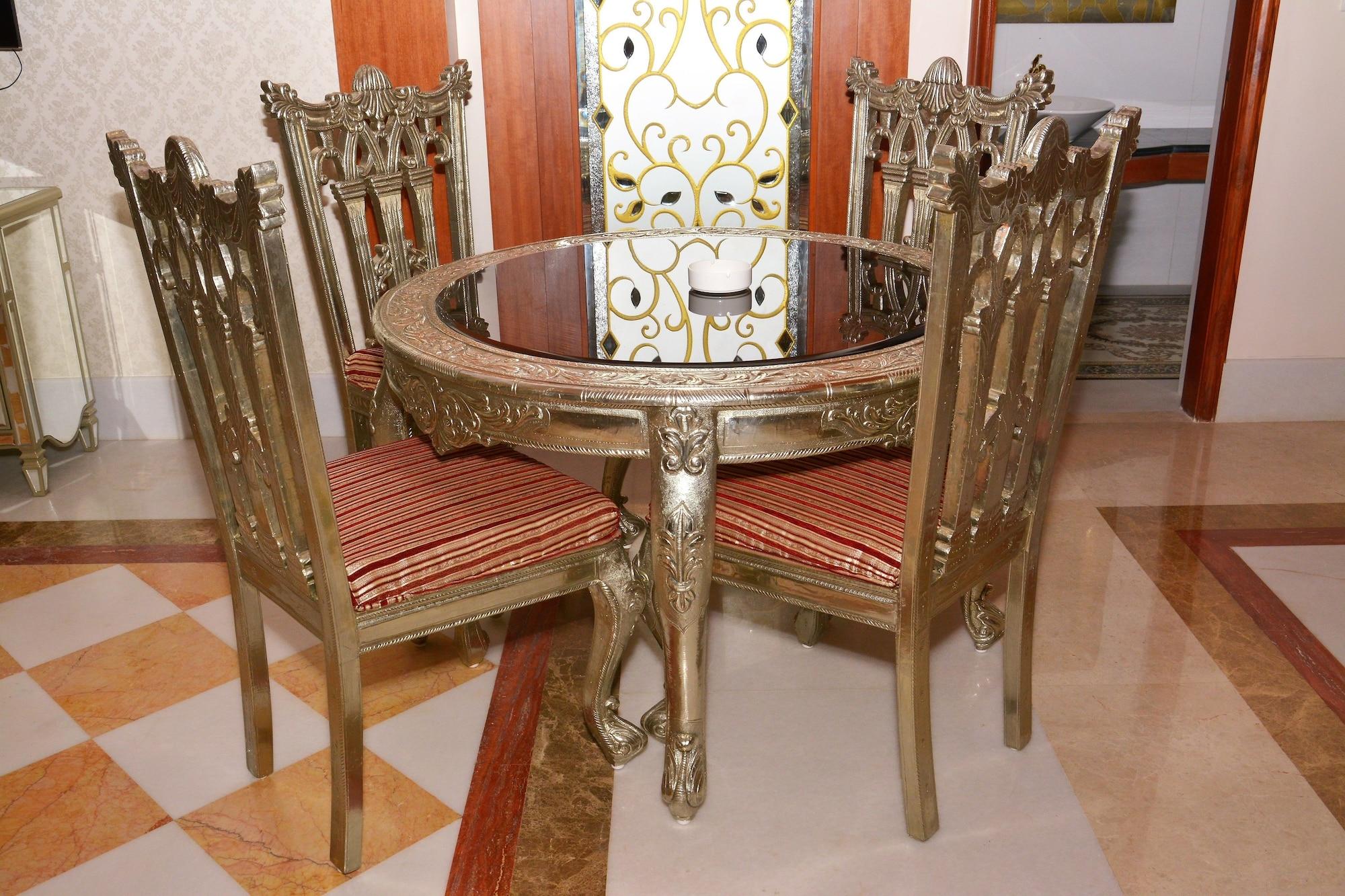 Indana Hotel