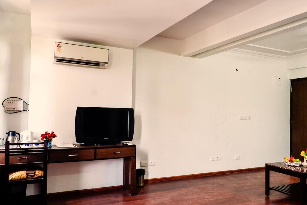 Rnb Center Jaipur