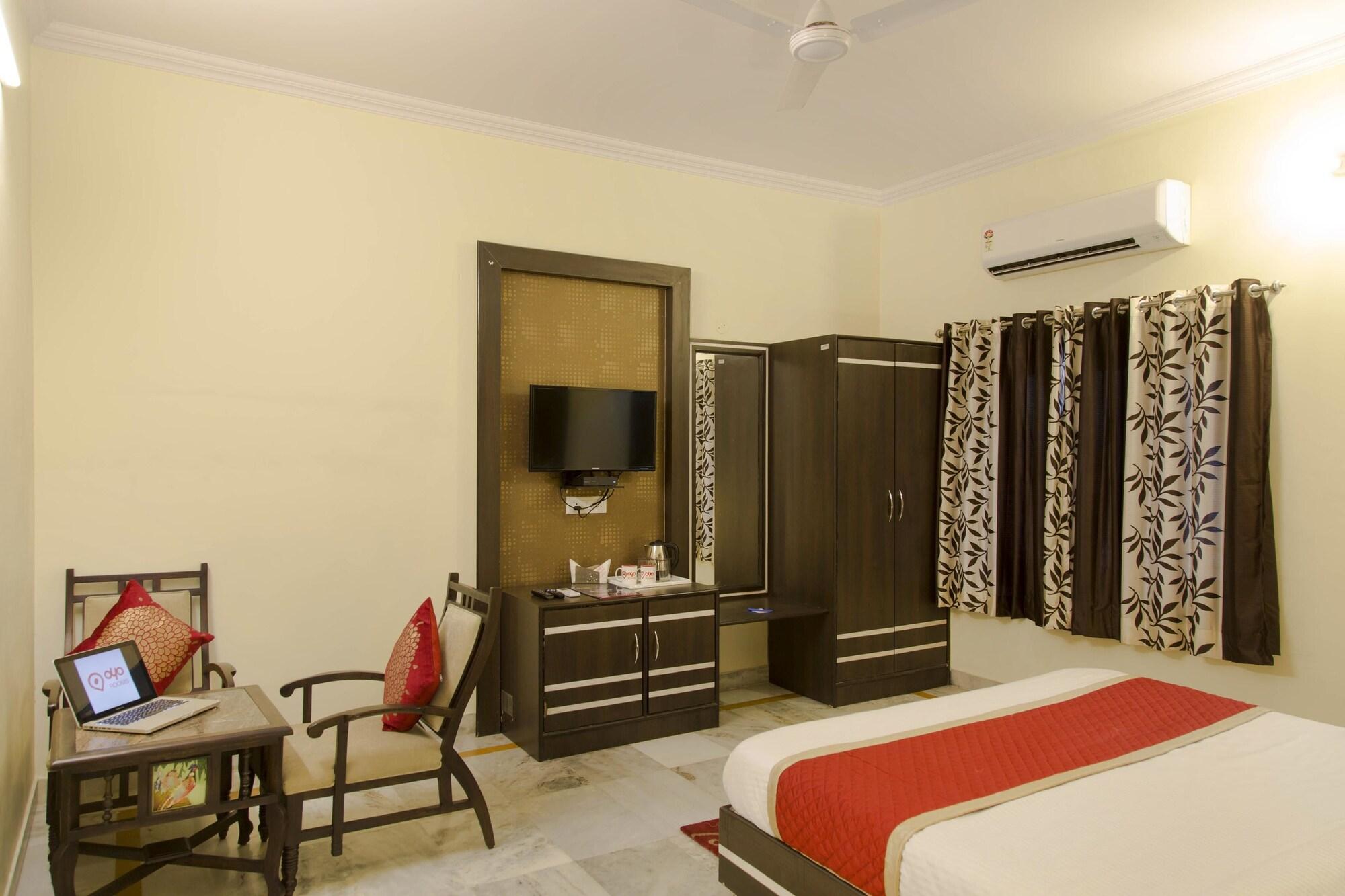 Hotel Oyo 1152 Sodala
