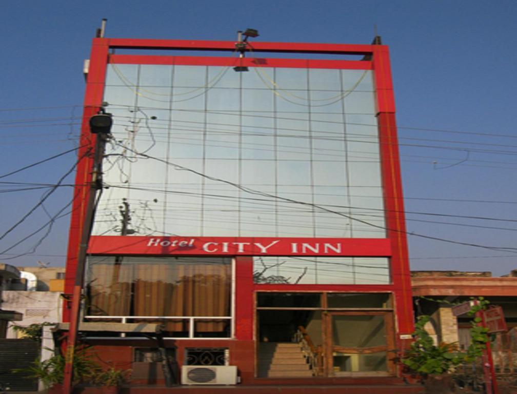 City Hotel