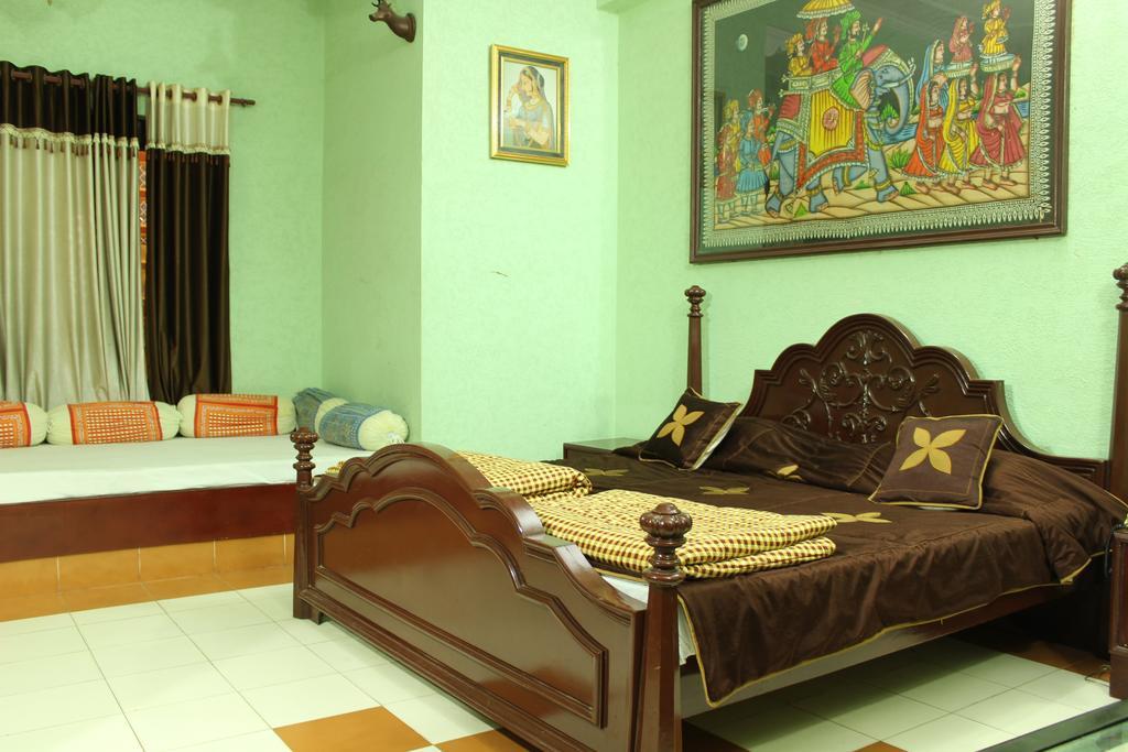 Oyo 15214 Mahal Rajwada Resort 3*