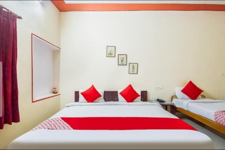 Singhasan House