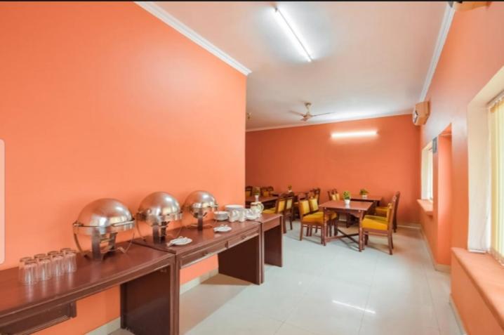 Singhasan House Guest house *