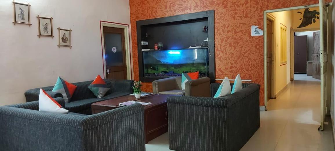 Singhasan House Guest house