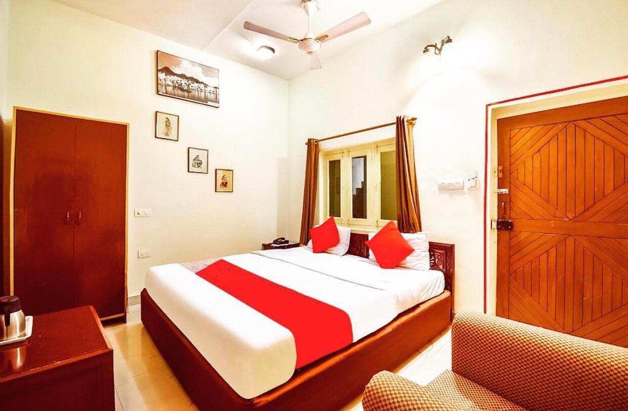 Singhasan House Guest house